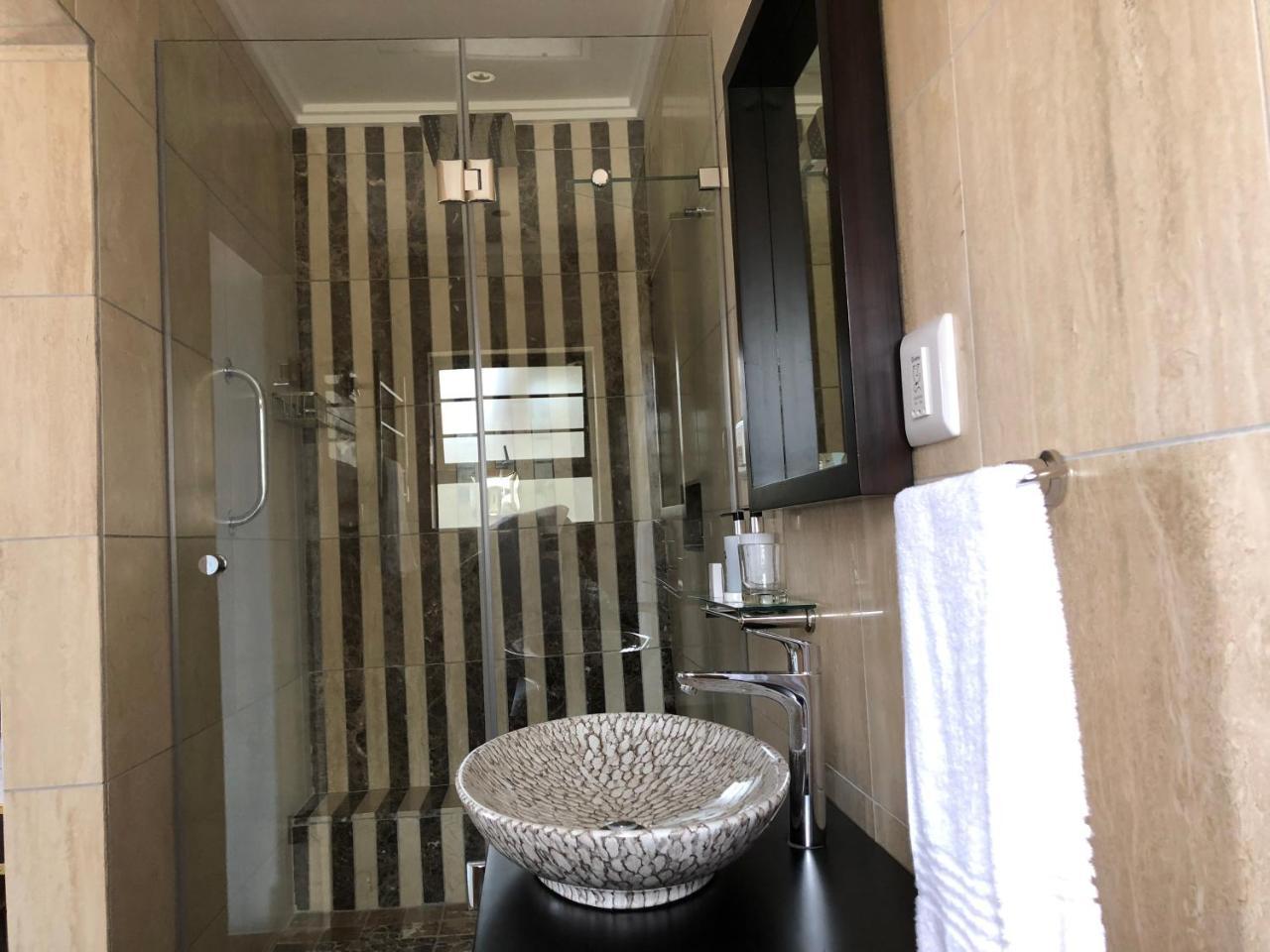 شرق لندن Coral Beach Bed & Breakfast المظهر الخارجي الصورة
